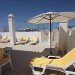 La Botica De *