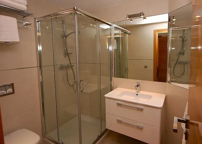 La Botica De Нерха